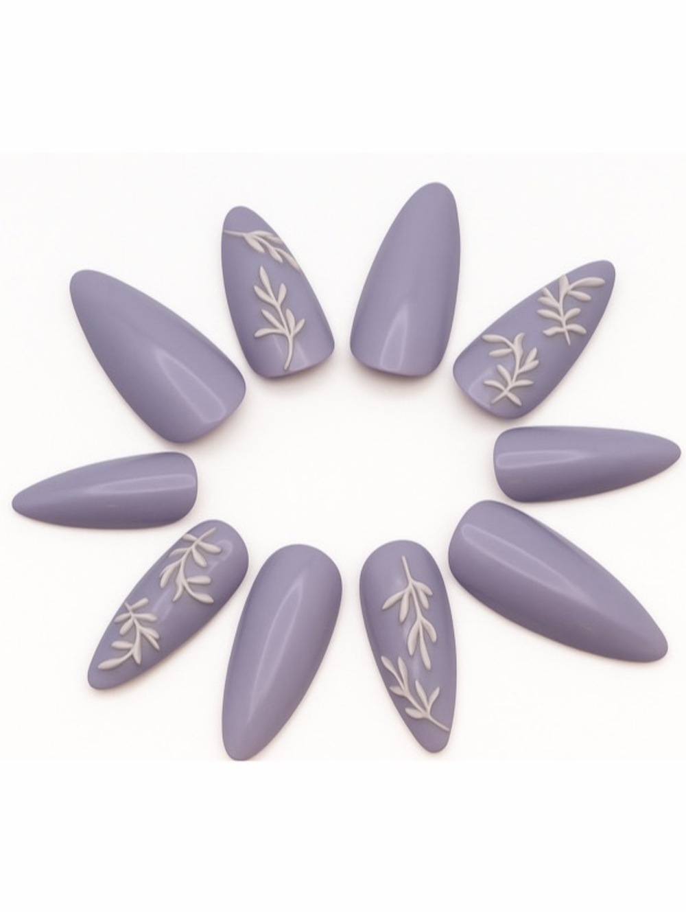 Luna Mist: Press-On Nails